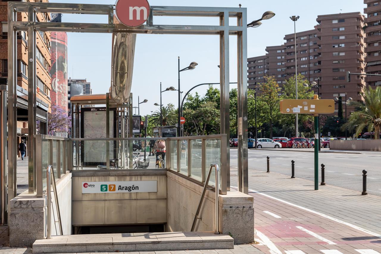 Travel Habitat Mestalla บาเลนเซีย ภายนอก รูปภาพ